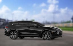 Toyota Crown Signia XLE AWD (Natl) 2026 — side view