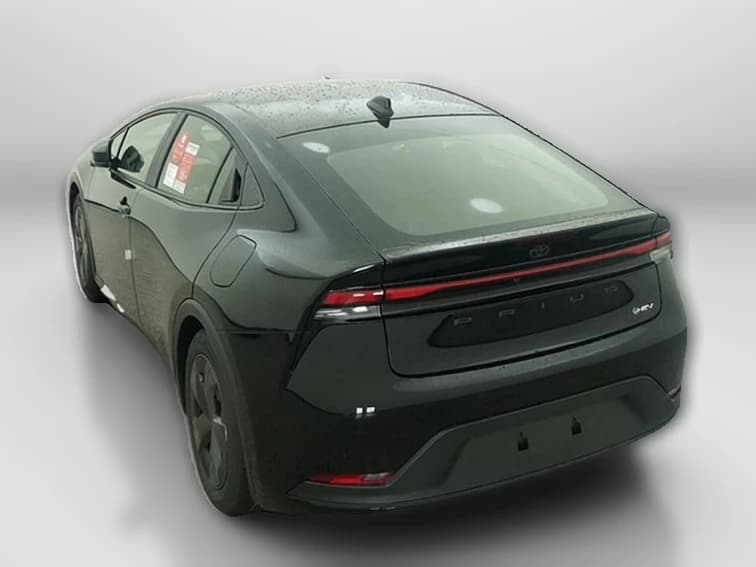 Toyota Prius LE (Natl) 2027 — side view