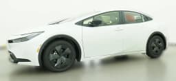 Toyota Prius LE (Natl) 2027 — side view