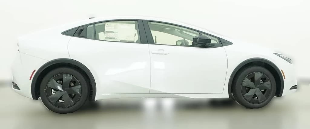 Toyota Prius LE (Natl) 2027 — side view