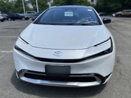 Toyota Prius Plug-In Hybrid XSE (Natl) 2026 — side view