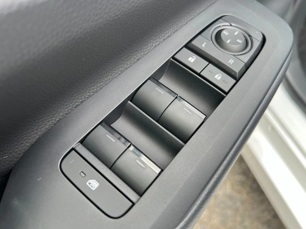 Toyota Prius Plug-In Hybrid SE (Natl) 2027 — side view