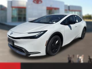 Toyota Prius Plug-In Hybrid SE (Natl)