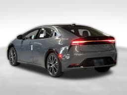 Toyota Prius Limited AWD (Natl) 2027 — side view