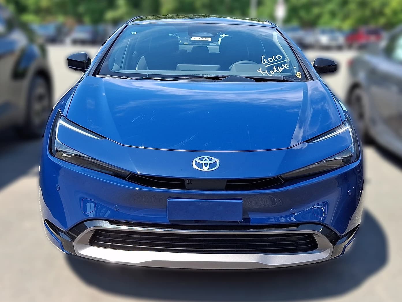 Toyota Prius Limited AWD (Natl) 2027 — side view