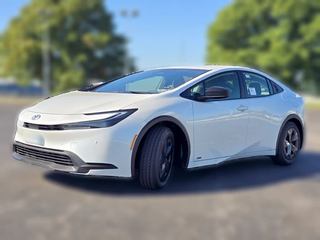 Toyota Prius LE AWD (Natl) 2027 — side view