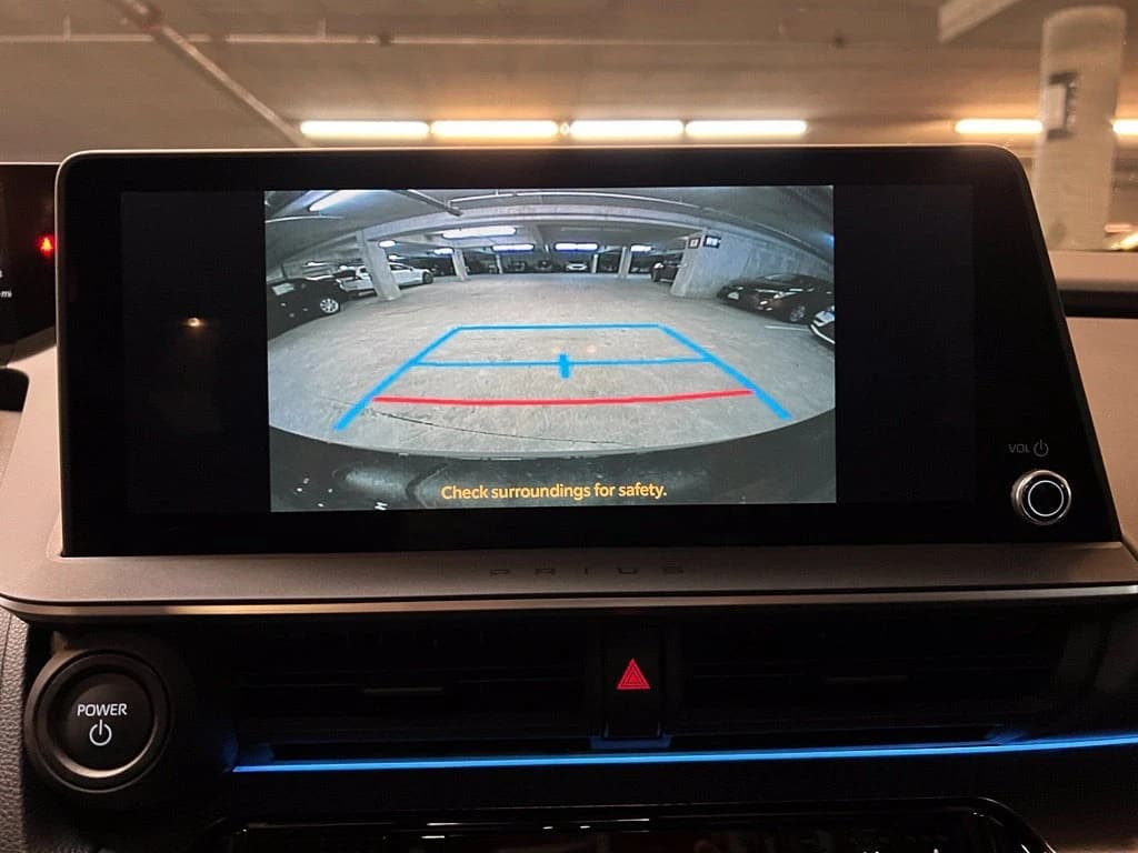 Toyota Prius Limited AWD (Natl) 2027 — side view