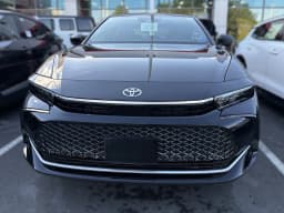 Toyota Crown Platinum AWD (Natl) 2026 — side view