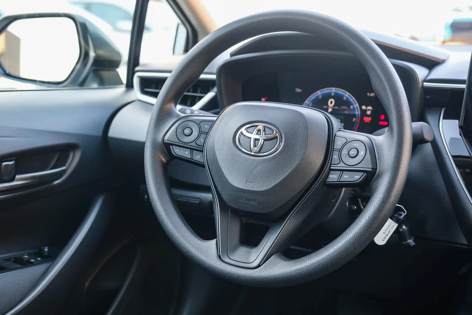 Toyota Corolla LE CVT (Natl) 2027 — side view