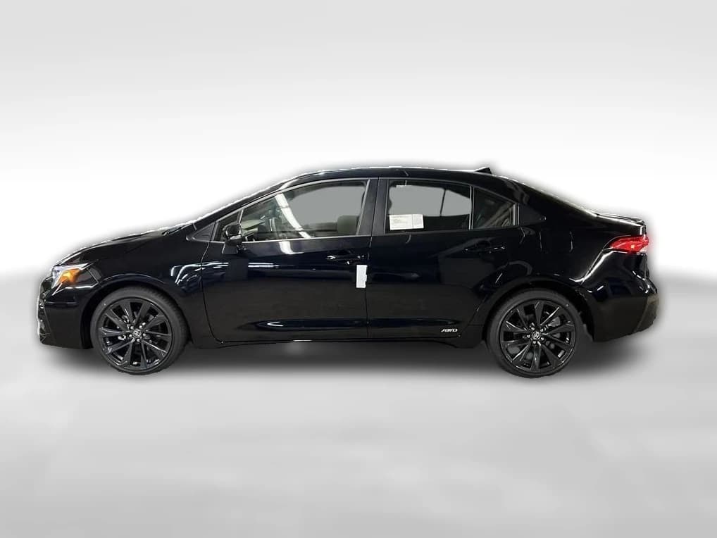 Toyota Corolla Hybrid SE AWD (Natl) 2026 — side view
