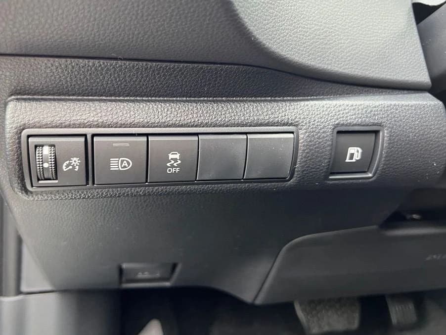 Toyota Corolla Hybrid SE AWD (Natl) 2026 — side view
