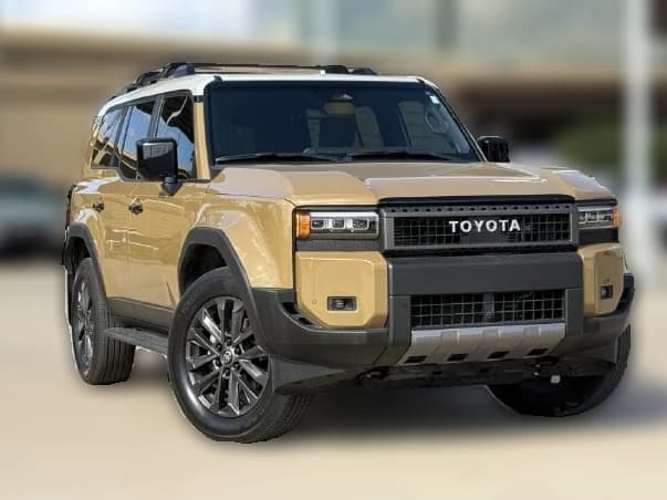 Toyota Land Cruiser Base 4WD (Natl) 2026 — side view