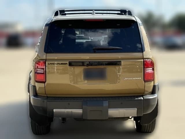 Toyota Land Cruiser Base 4WD (Natl) 2026 — side view