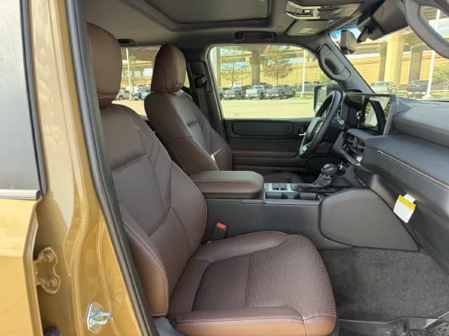 Toyota Land Cruiser Base 4WD (Natl) 2026 — side view