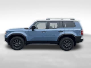 Toyota Land Cruiser Base 4WD (Natl)