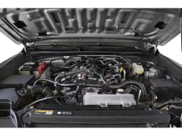 Toyota 4Runner SR5 2WD (Natl) 2026 — side view