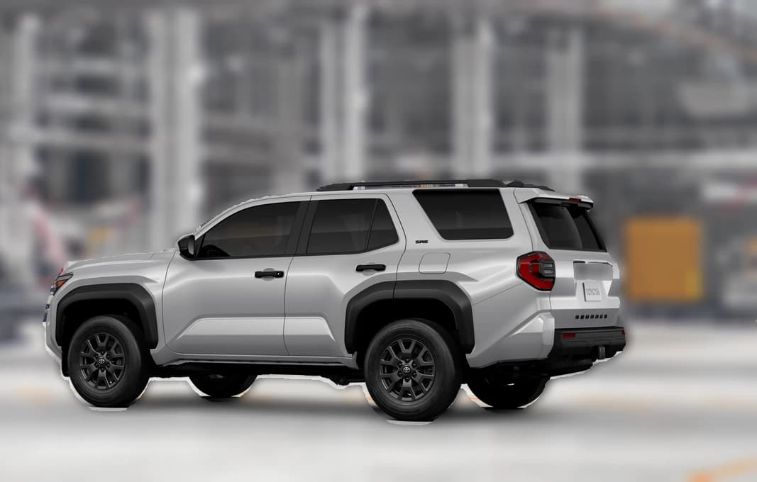 Toyota 4Runner SR5 2WD (Natl) 2026 — side view