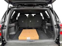 Toyota 4Runner SR5 4WD (Natl) 2026 — side view