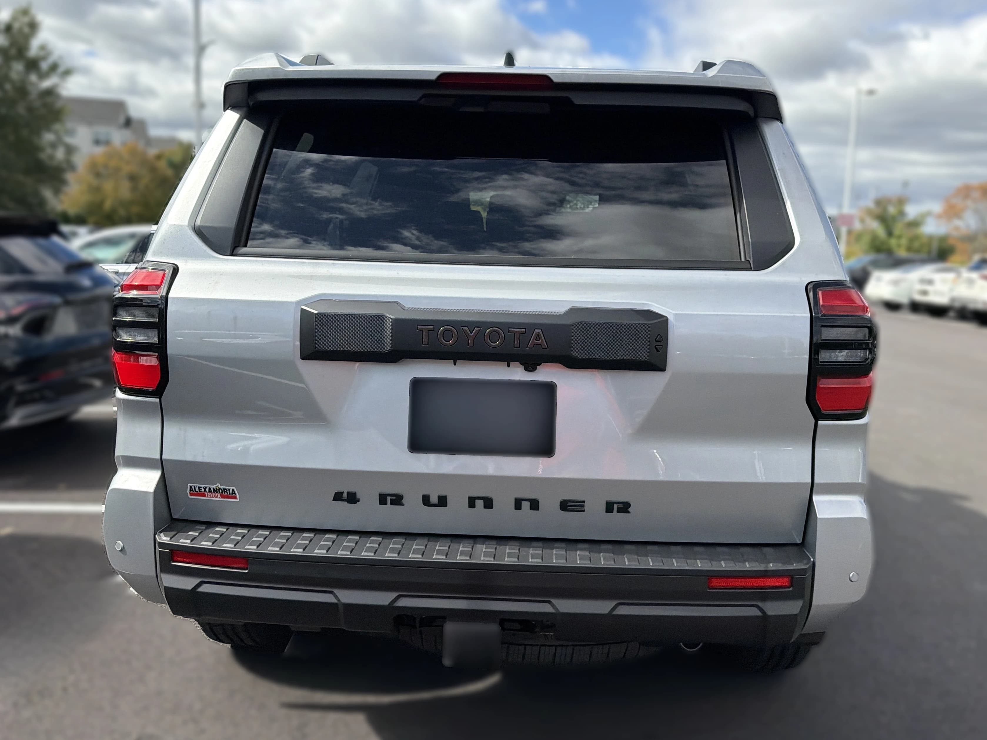 Toyota 4Runner TRD Off Road Premium 4WD (Natl) 2026 — side view