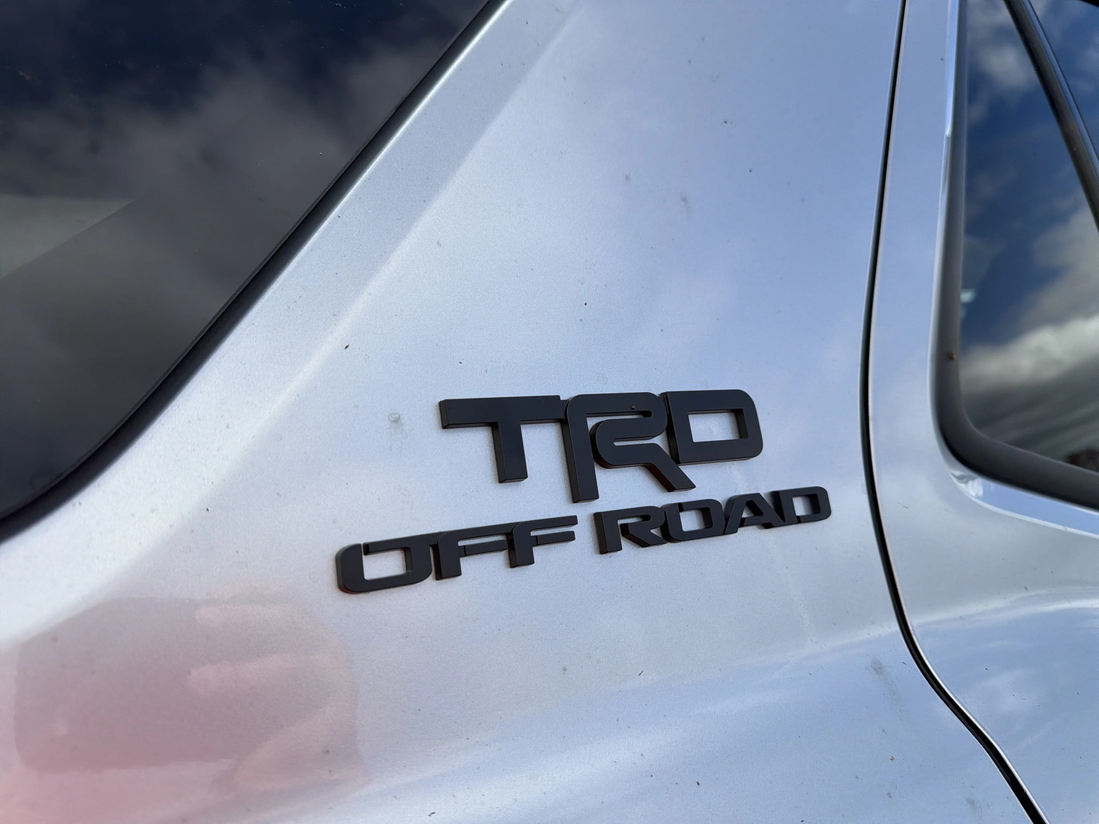 Toyota 4Runner TRD Off Road Premium 4WD (Natl) 2026 — side view