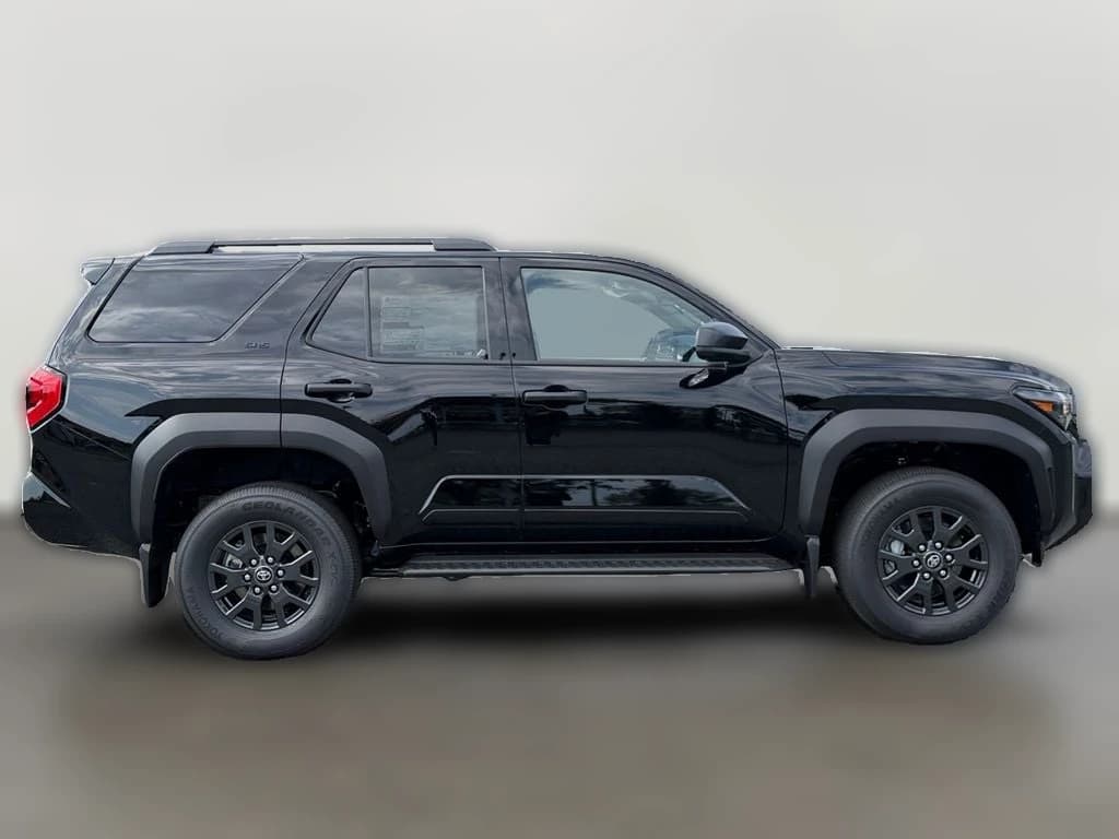 Toyota 4Runner SR5 4WD (Natl) 2026 — side view