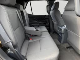 Toyota 4Runner SR5 4WD (Natl) 2026 — side view