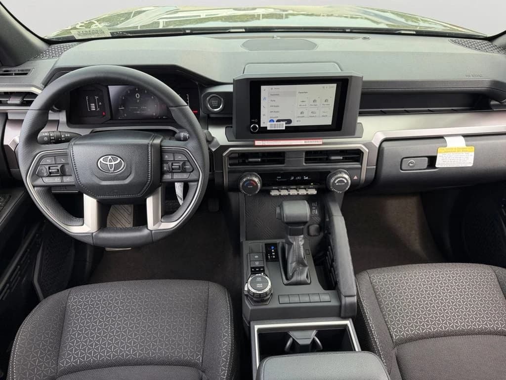 Toyota 4Runner SR5 4WD (Natl) 2026 — side view