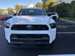 Toyota 4Runner SR5 4WD (Natl) 2026 — side view