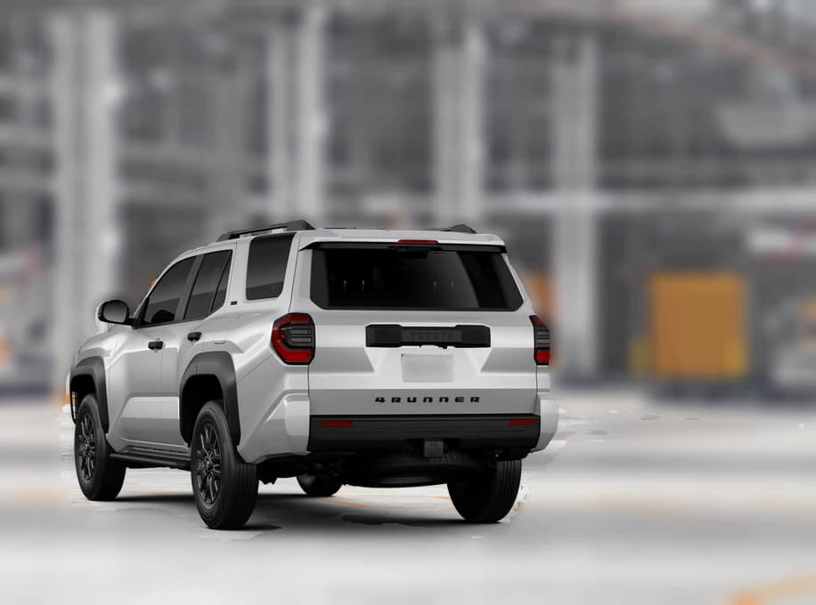 Toyota 4Runner SR5 4WD (GS) 2026 — side view