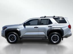 Toyota 4Runner TRD Off Road Premium 4WD (SE) 2026 — side view