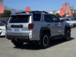 Toyota 4Runner TRD Off Road Premium 4WD (SE) 2026 — side view