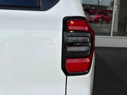 Toyota 4Runner SR5 4WD (Natl) 2026 — side view
