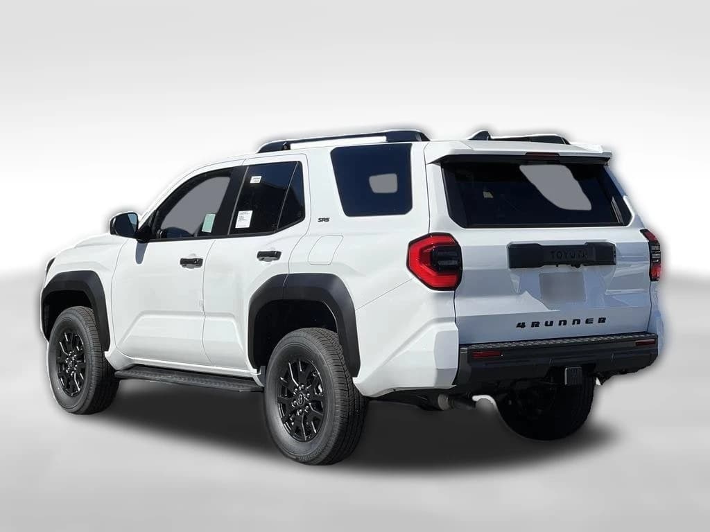 Toyota 4Runner SR5 4WD (Natl) 2026 — side view