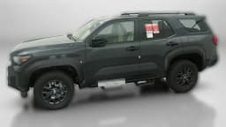 Toyota 4Runner SR5 4WD (GS) 2026 — side view