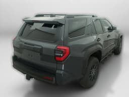 Toyota 4Runner SR5 4WD (GS) 2026 — side view