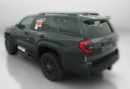 Toyota 4Runner SR5 4WD (GS) 2026 — side view
