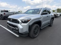 Toyota 4Runner SR5 4WD (Natl) 2026 — side view