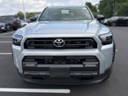 Toyota 4Runner SR5 4WD (Natl) 2026 — side view