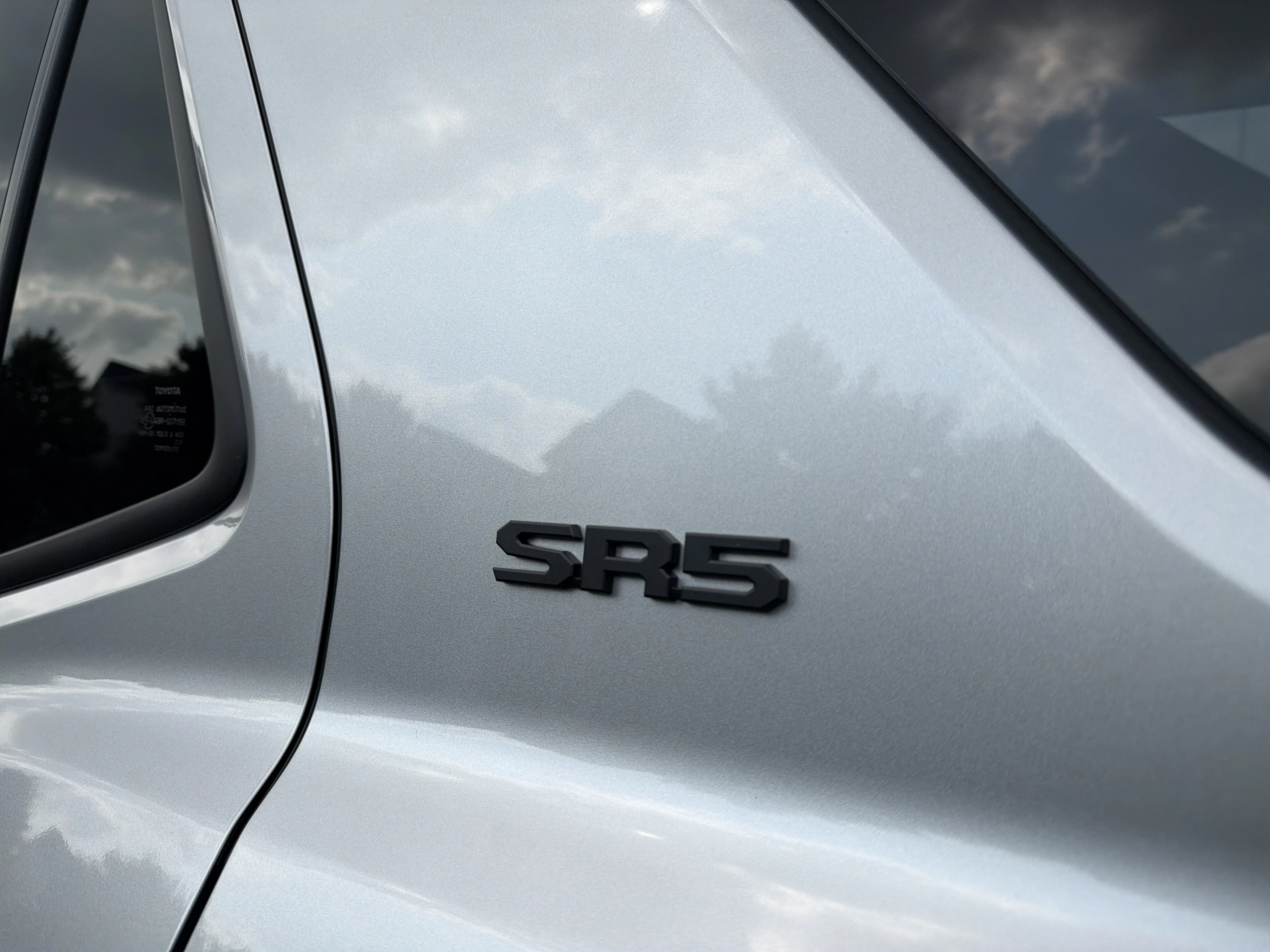 Toyota 4Runner SR5 4WD (Natl) 2026 — side view