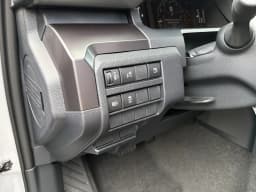 Toyota 4Runner SR5 4WD (Natl) 2026 — side view