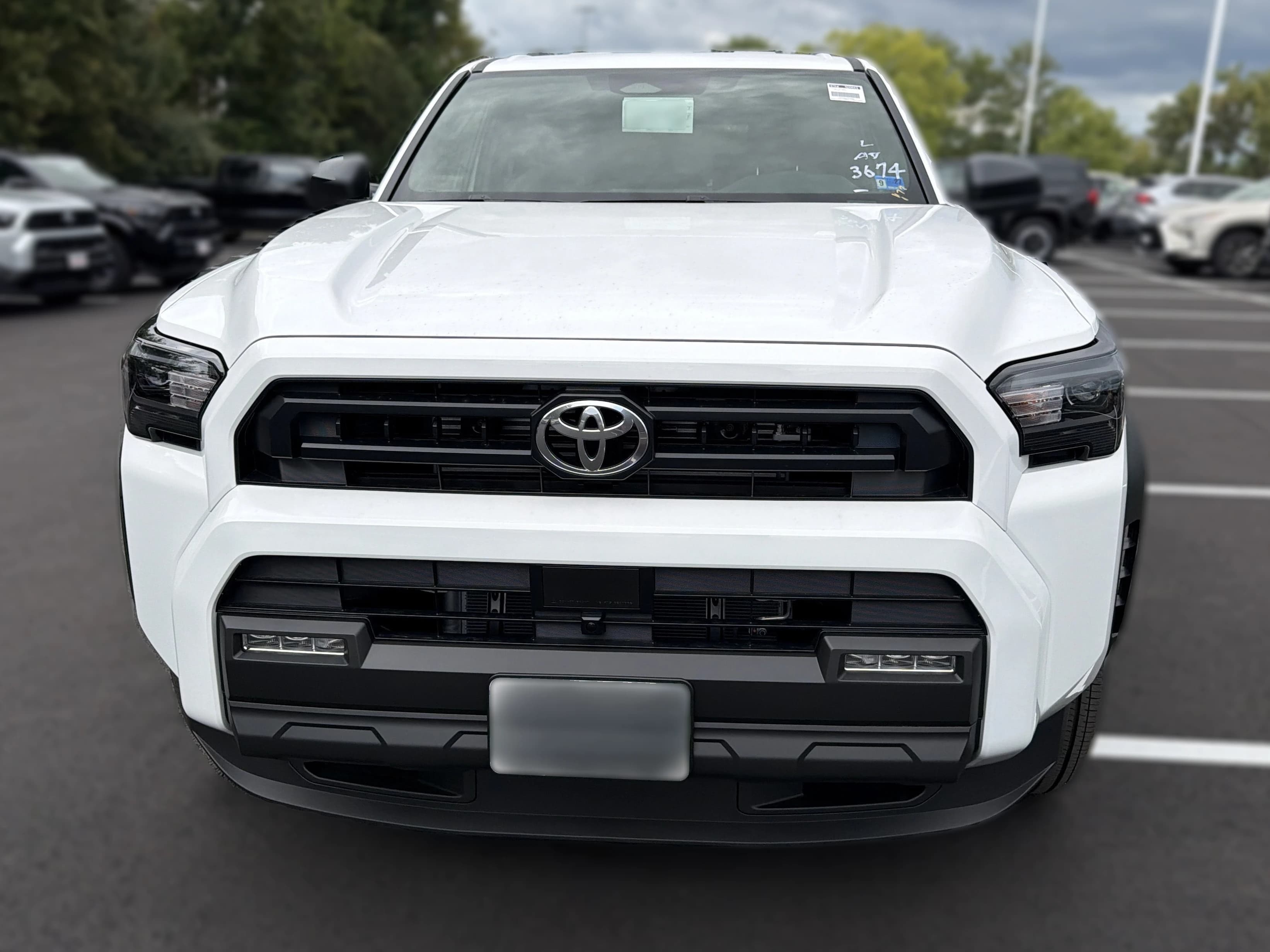 Toyota 4Runner SR5 4WD (Natl) 2026 — side view