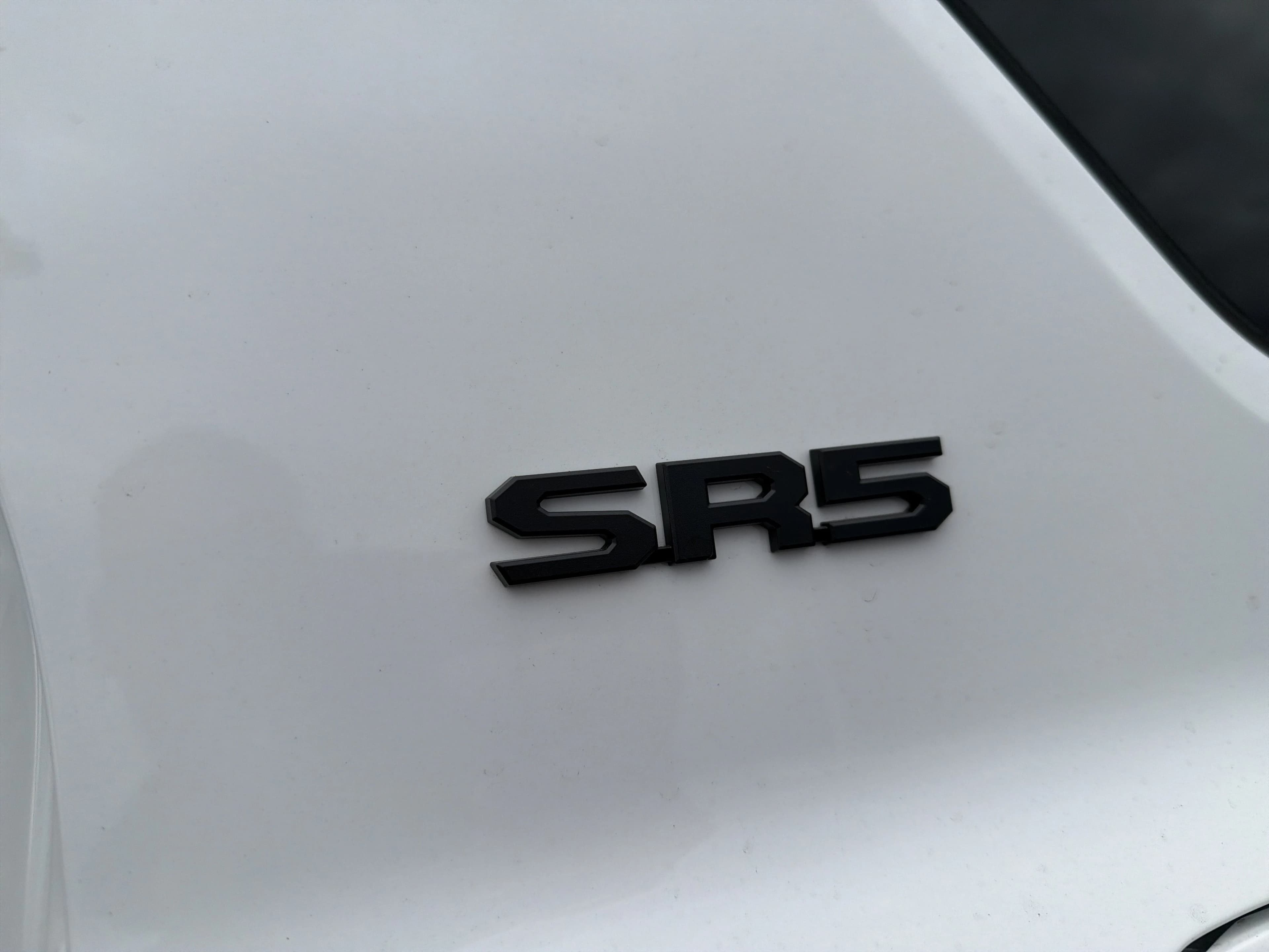 Toyota 4Runner SR5 4WD (Natl) 2026 — side view