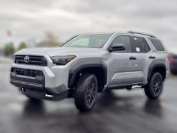 Toyota 4Runner SR5 4WD (Natl) 2026 — side view