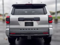 Toyota 4Runner SR5 4WD (Natl) 2026 — side view