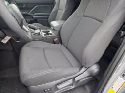 Toyota 4Runner SR5 4WD (Natl) 2026 — side view