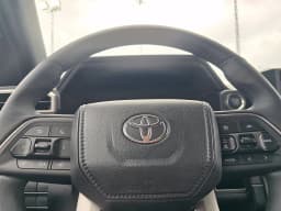 Toyota 4Runner SR5 4WD (Natl) 2026 — side view