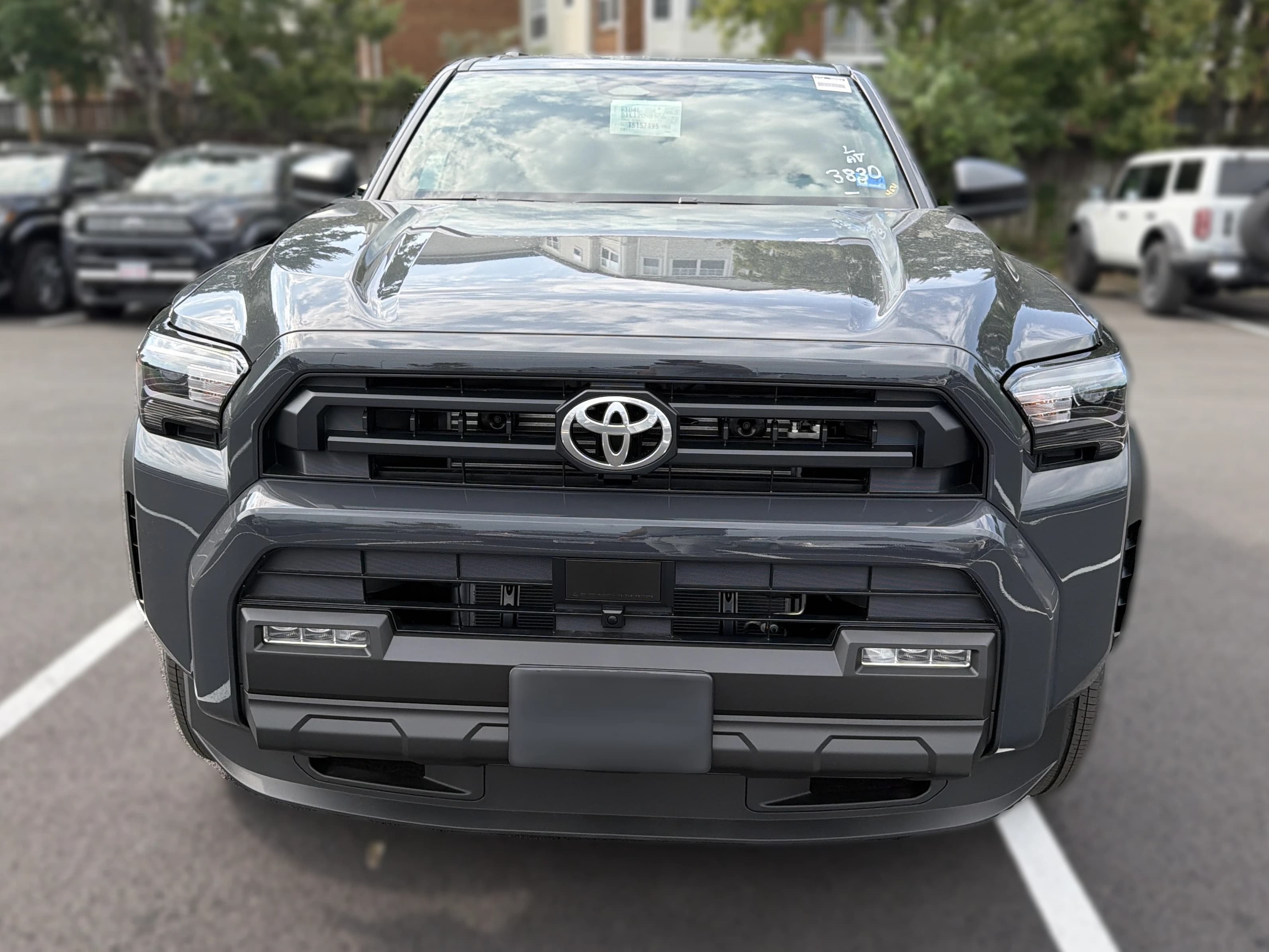 Toyota 4Runner SR5 4WD (Natl) 2026 — side view