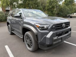 Toyota 4Runner SR5 4WD (Natl) 2026 — side view