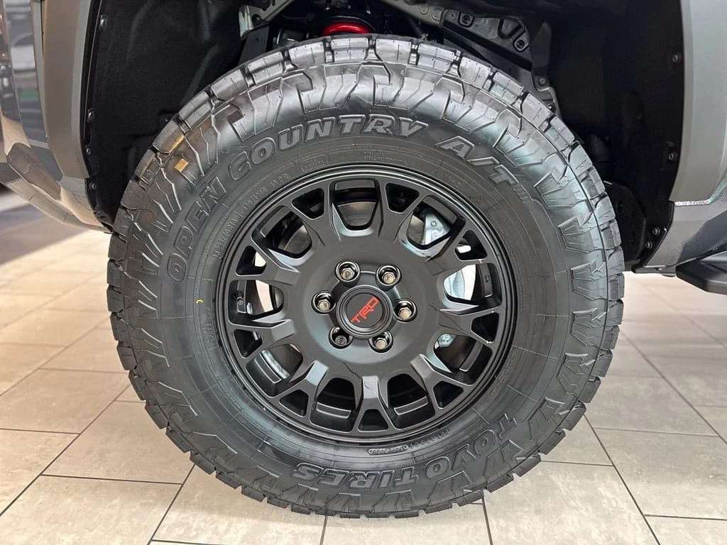 Toyota 4Runner TRD Off Road Premium 4WD (Natl) 2026 — side view