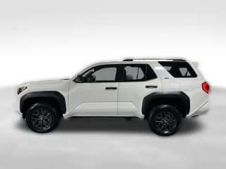 Toyota 4Runner SR5 4WD (Natl)